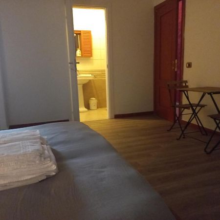 Alba Marina E Tramonti Etnei Apartment Riposto Bagian luar foto