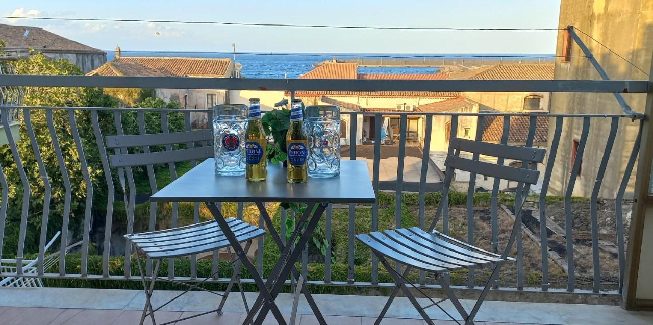 Alba Marina E Tramonti Etnei Apartment Riposto Bagian luar foto