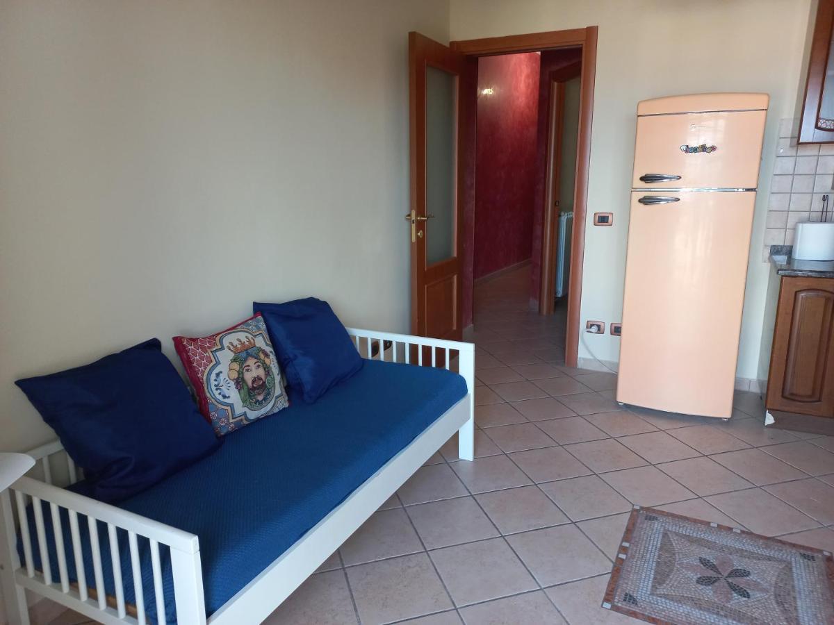 Alba Marina E Tramonti Etnei Apartment Riposto Bagian luar foto
